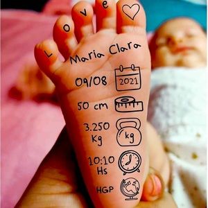 Selling cheap baby clothes that have been used once or have not been used at all